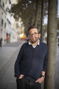 « J’attends un regard qui envisage »